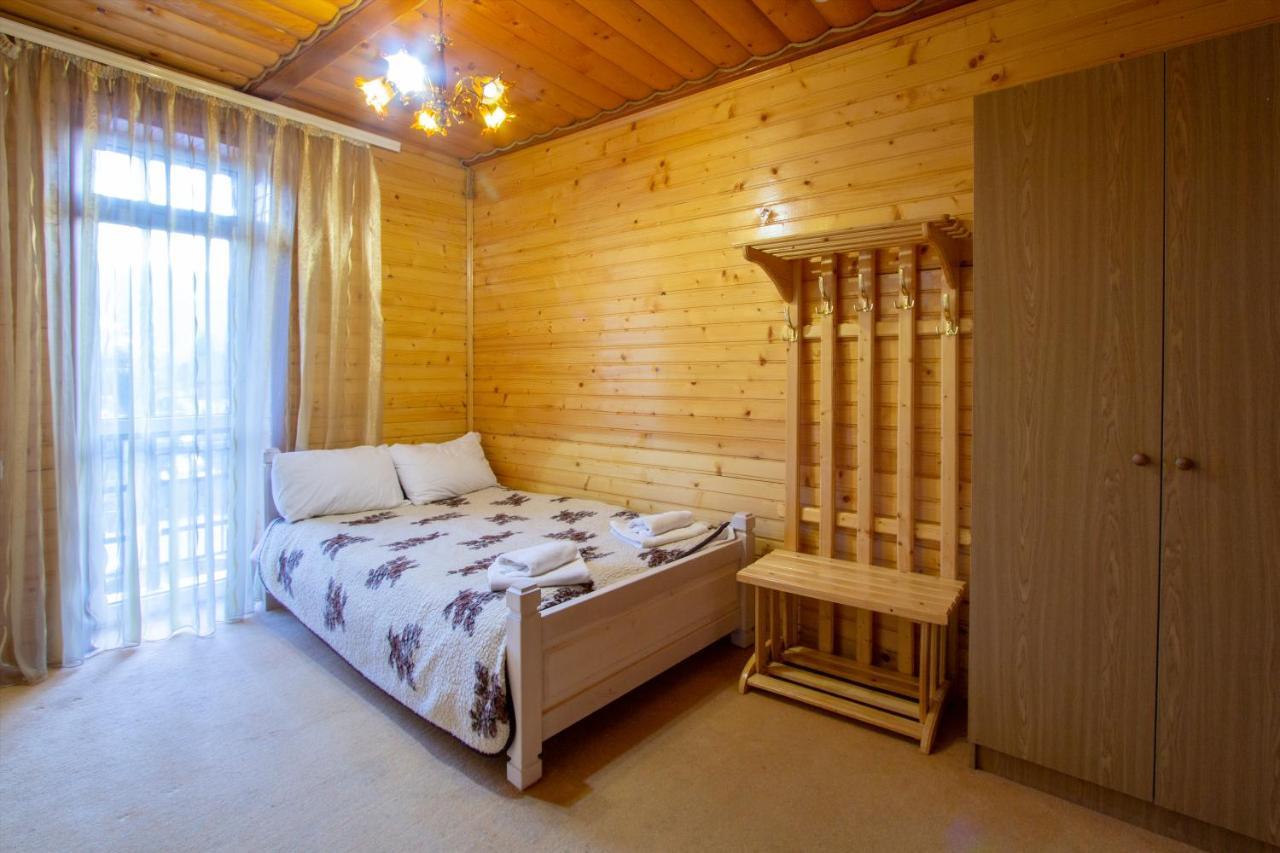 Hotel У Мар'Яни І Назара Jaremtsche Exterior foto